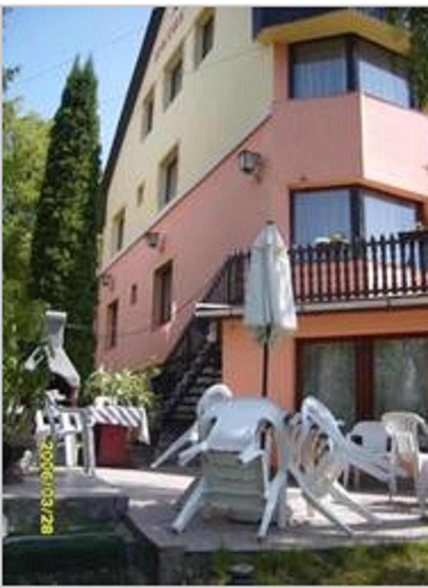 Lillafuered Kapuja Hotel Mişcolţ Exterior foto