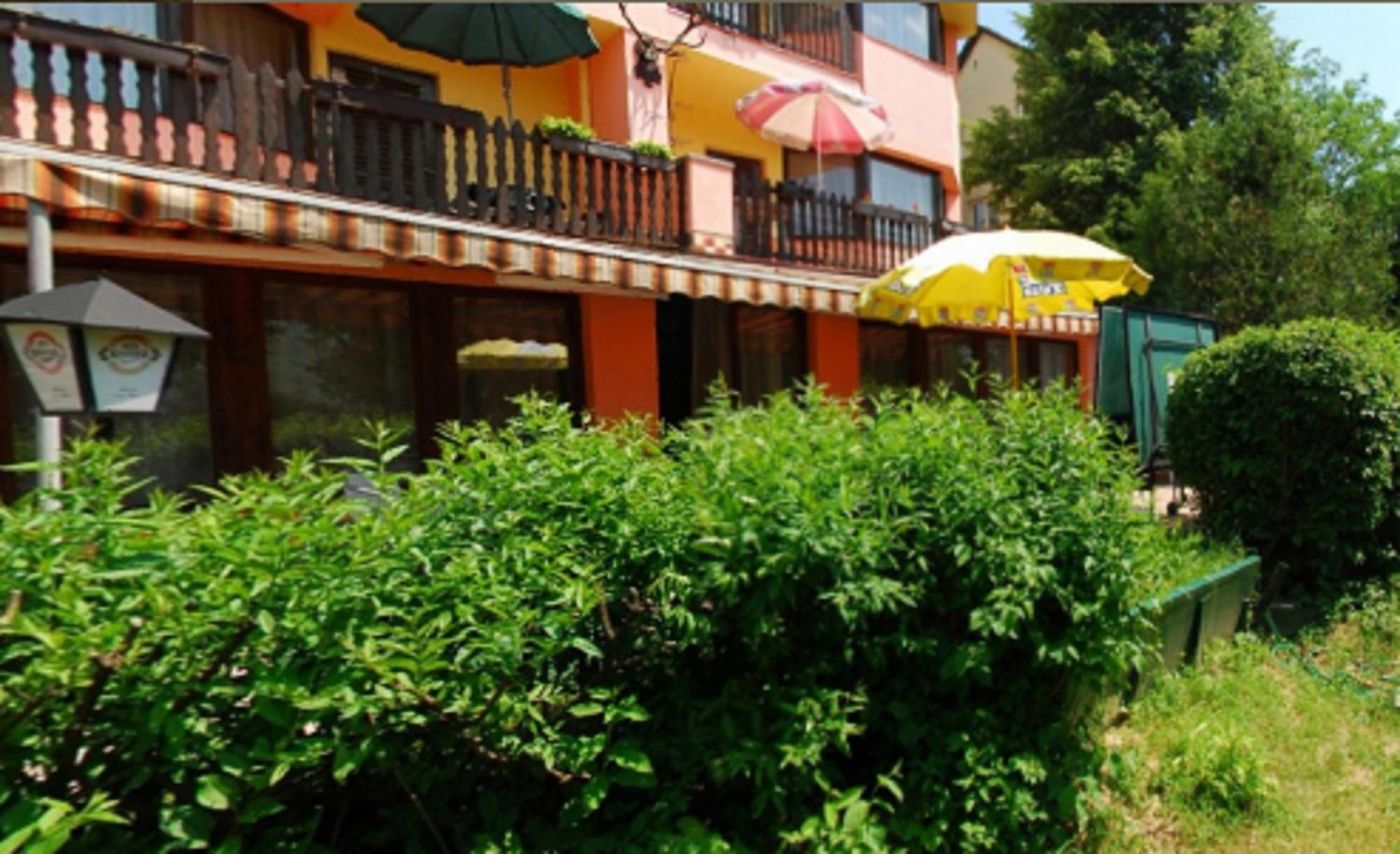 Lillafuered Kapuja Hotel Mişcolţ Exterior foto