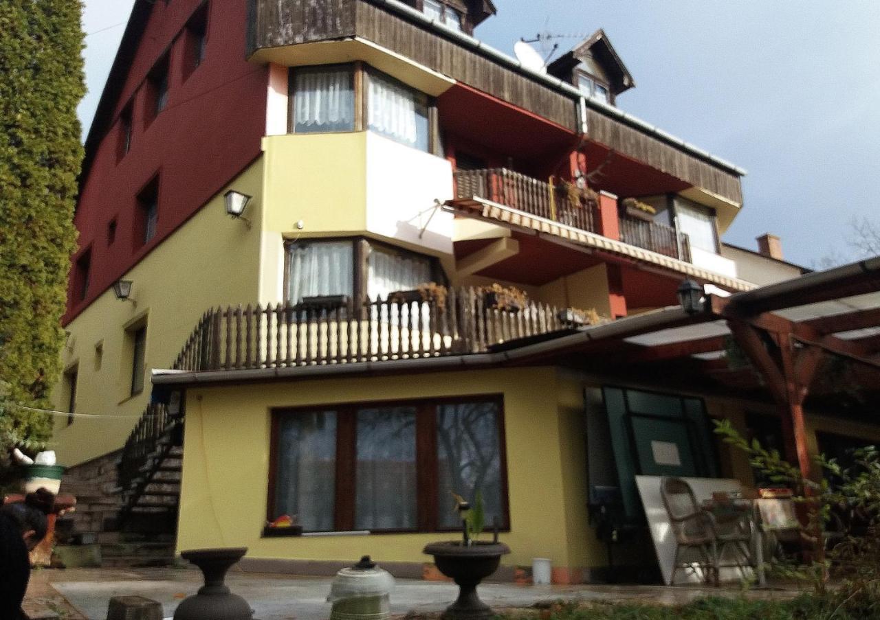 Lillafuered Kapuja Hotel Mişcolţ Exterior foto